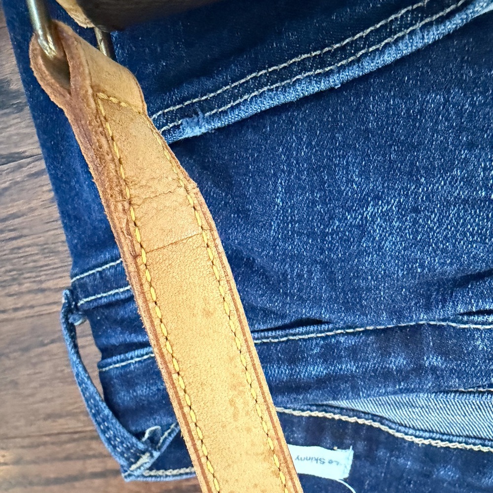 Louis Vuitton Monogram vintage shoulder Bag as shown - Picture 7 of 13